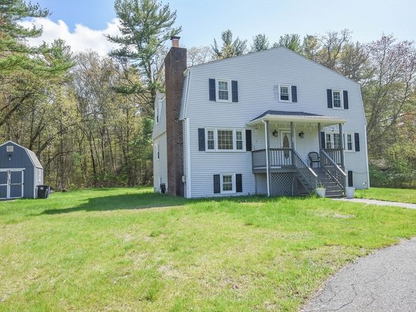 325 River Street, Halifax MA 02338