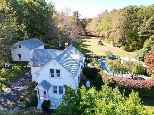 85 Bailey Rd, Holden MA 01520