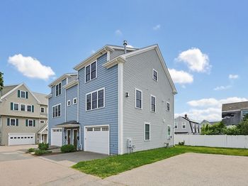 6 Harvey Lane