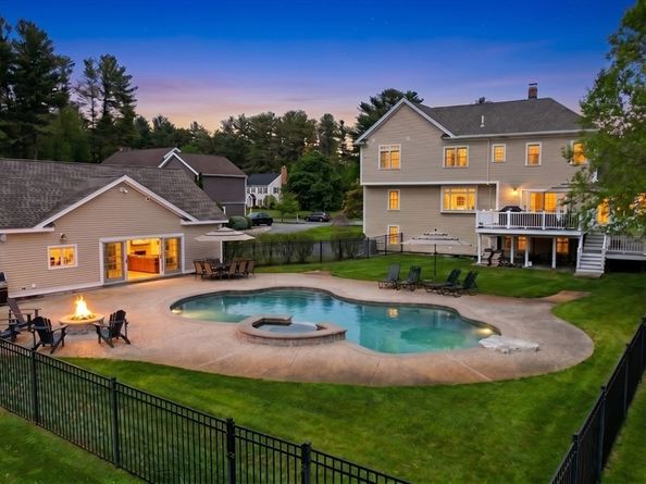 8 Turner Drive, North Reading MA 01864