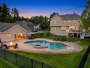 8 Turner Drive