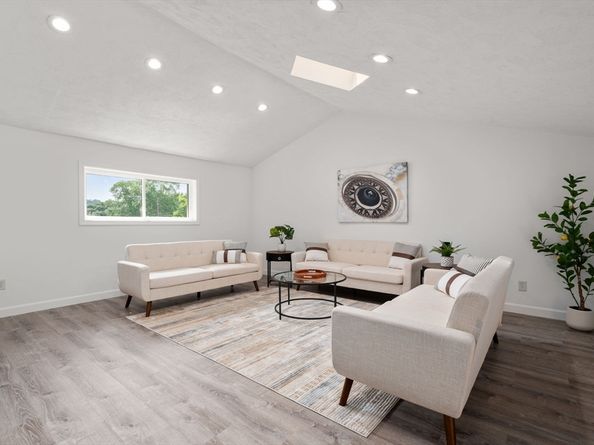6 Ruth Dr, Framingham MA 01701