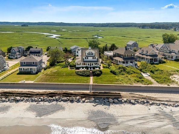 71 Gurnet Rd, Duxbury MA 02332