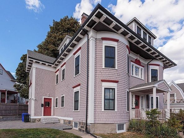 79 Robert St 3, Boston MA 02131