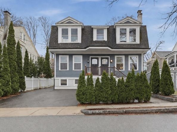 11 Ricker Ter 1, Newton MA 02458