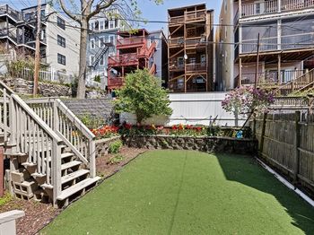 58 Gates St