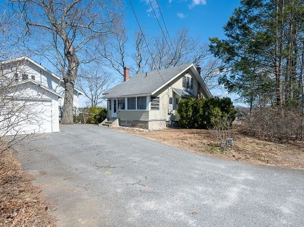 2 A Nonquit Street A, Worcester MA 01604