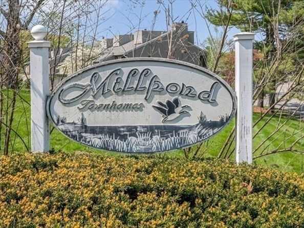 27 Mill Pond 27, North Andover MA 01845
