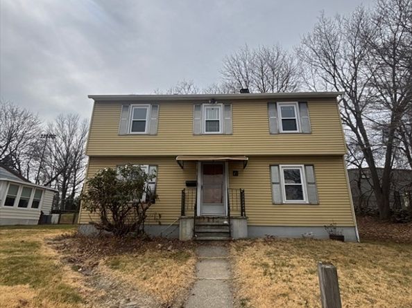 25 Shannon St, Worcester MA 01604