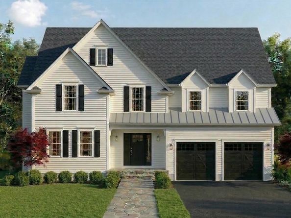 206 Bristol Road, Wellesley MA 02481
