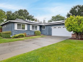 579 Arran Court