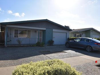 279 Hushbeck Avenue