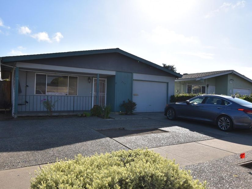 279 Hushbeck Avenue, Watsonville CA 95076