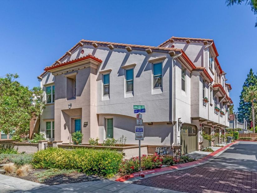 1952 San Luis Avenue, Mountain View CA 94043