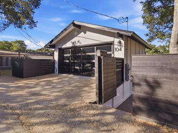 104 Winding Way