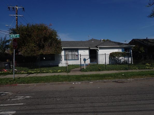 901 92nd Avenue, Oakland CA 94603