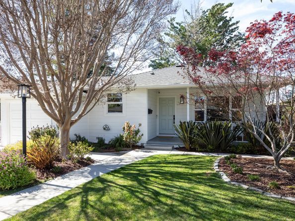 1067 17th Avenue, Redwood City CA 94063