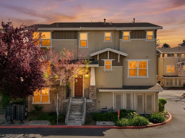 36083 Soapberry Common 12, Fremont CA 94536