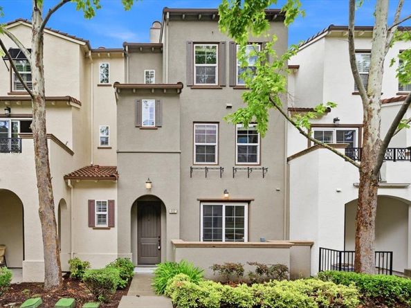 492 Kahlo Street, Mountain View CA 94041