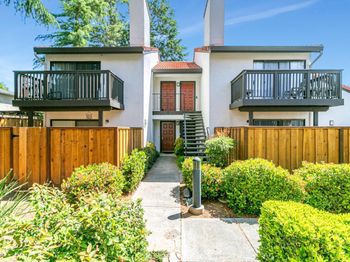 771 Williamsburg Way