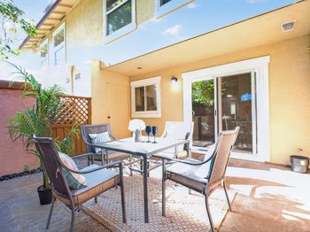 4428 Del Valle Parkway