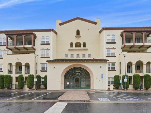 800 S Abel Street 401, Milpitas CA 95035