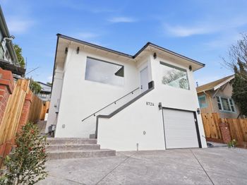 8724 Macarthur Boulevard