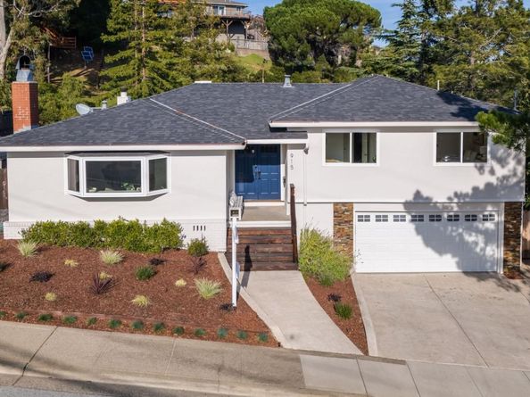 915 Crestview Drive, San Carlos CA 94070