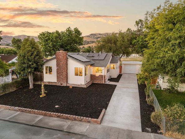 366 Cureton Place, San Jose CA 95127