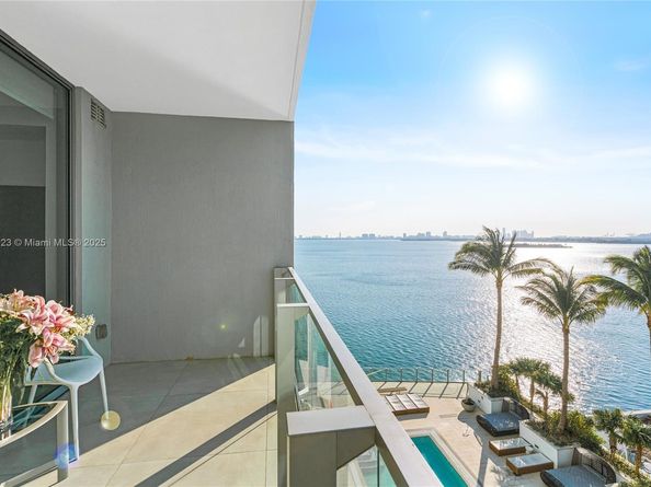 2900 NE 7th Ave 908, Miami FL 33137