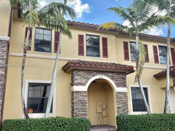 419 SE 32nd Ter