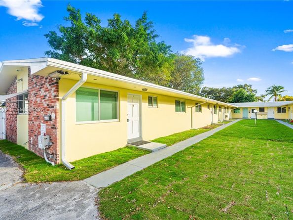 2312 Van Buren St 1, Hollywood FL 33020