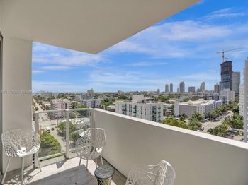 1100 West Ave