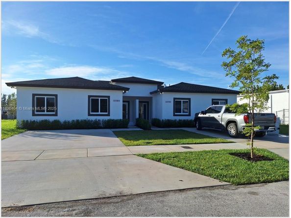 12080 & 12090 SW 213th St, Miami FL 33177