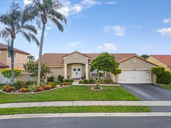 13310 NW 11th Ln, Sunrise FL 33323