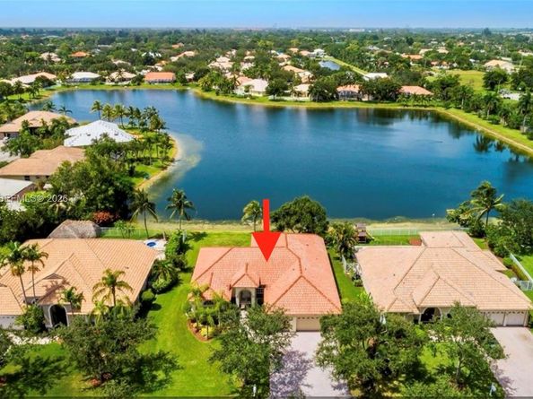 16247 Erie Pl, Davie FL 33331