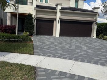 10790 Aqua Ct
