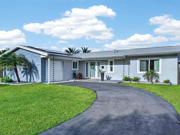 18931 SW 97th Ave, Cutler Bay FL 33157