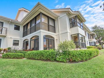16000 W Bay Drive