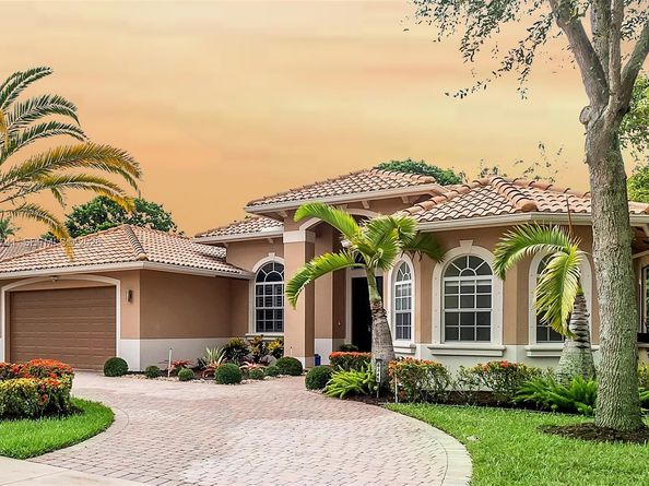 8346 SW 51st St, Davie FL 33328