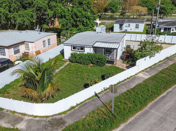 2001 Rutland St, Opa-Locka FL 33054