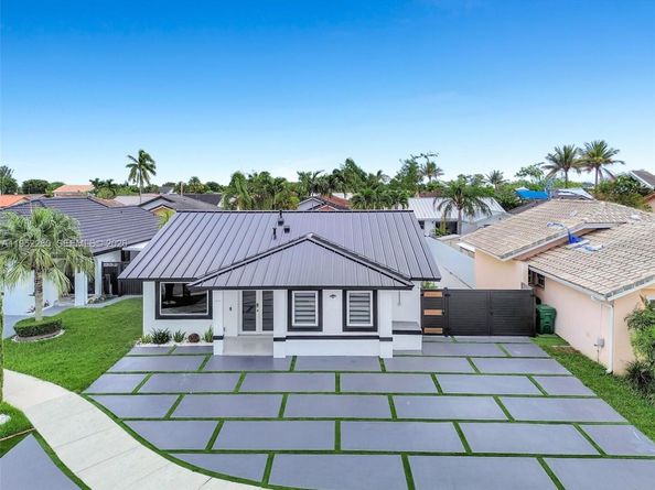 13284 SW 39th Street, Miami FL 33175