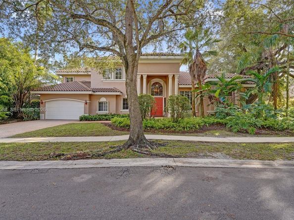 5724 Oakmont Ave, Hollywood FL 33312