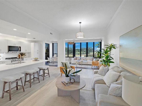 7460 La Paz Blvd 202, Boca Raton FL 33433