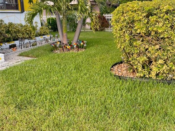 3265 NW 80th Ter, Miami FL 33147