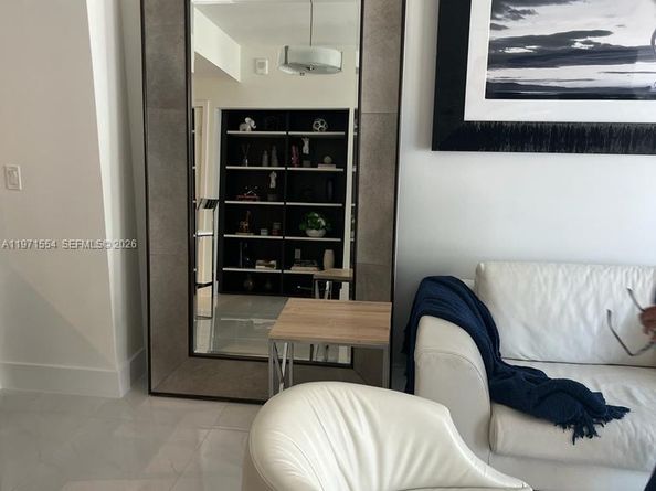 301 Altara Ave 805, Coral Gables FL 33146