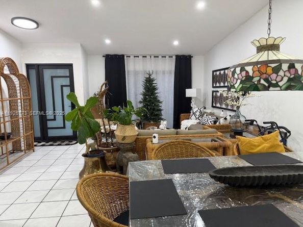 Undisclosed Address #A11926173, Miami FL 33165