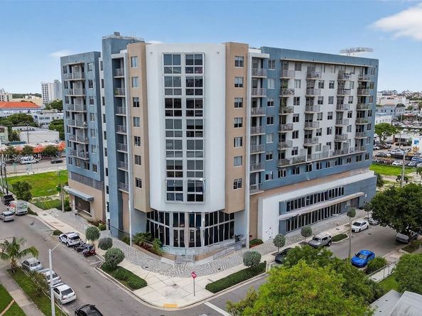 1110 NW 1 St 712, Miami FL 33128