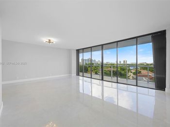 20281 E Country Club Dr