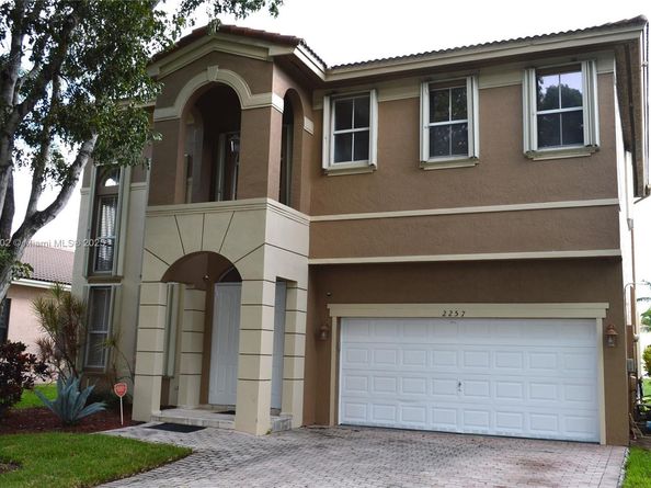 2257 SW 132nd Ave, Miramar FL 33027